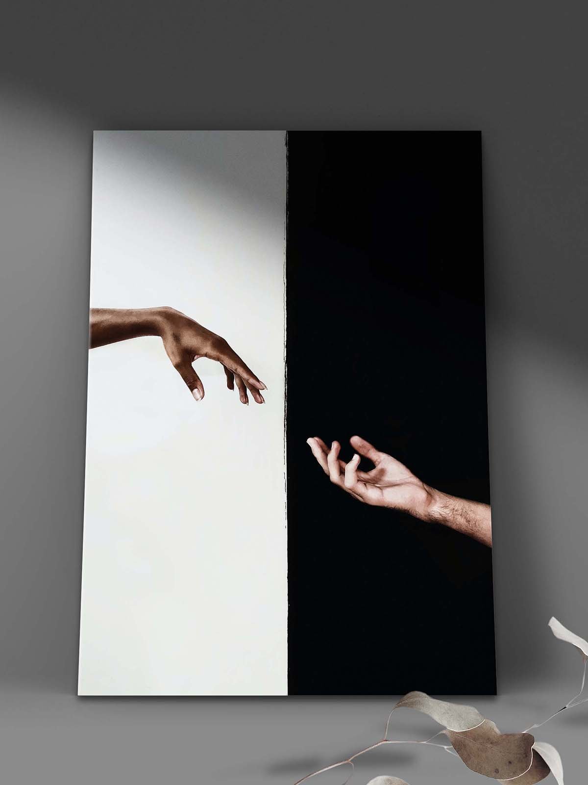 Two Hand Temalı Kanvas Tablo - Görsel 2